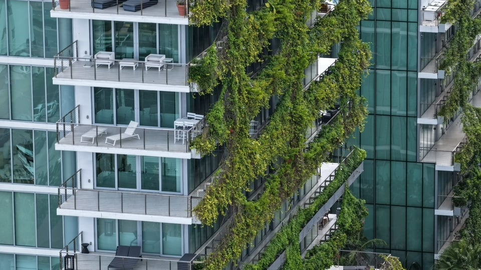Jakob Rope Systems Creates Lap of Luxury at Monad Terrace, Miami Beach, Florida 33139