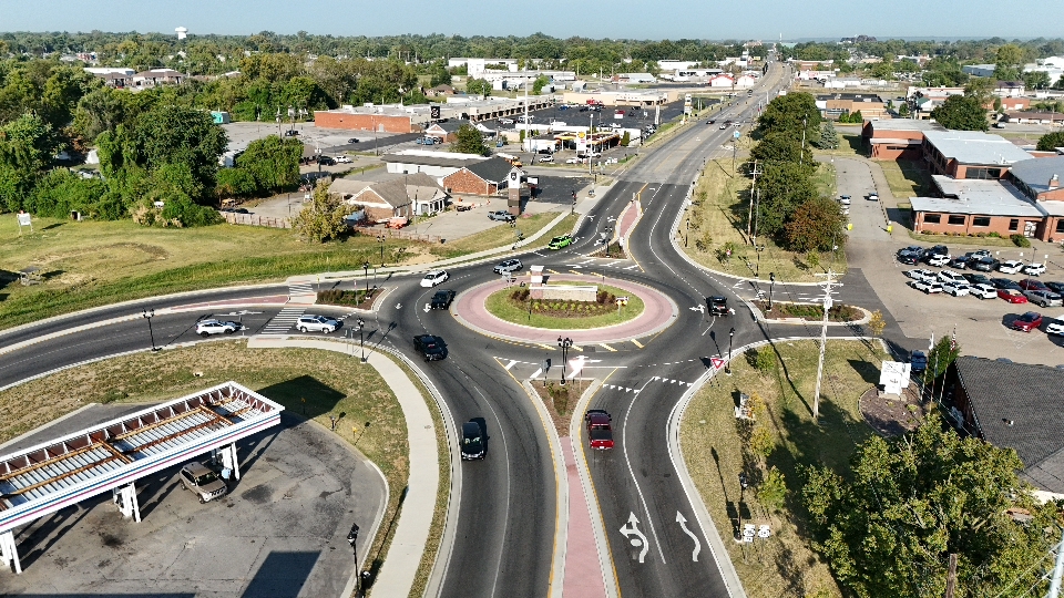 HDR Is Building A Bridge to the Future, Henderson, KY 42420