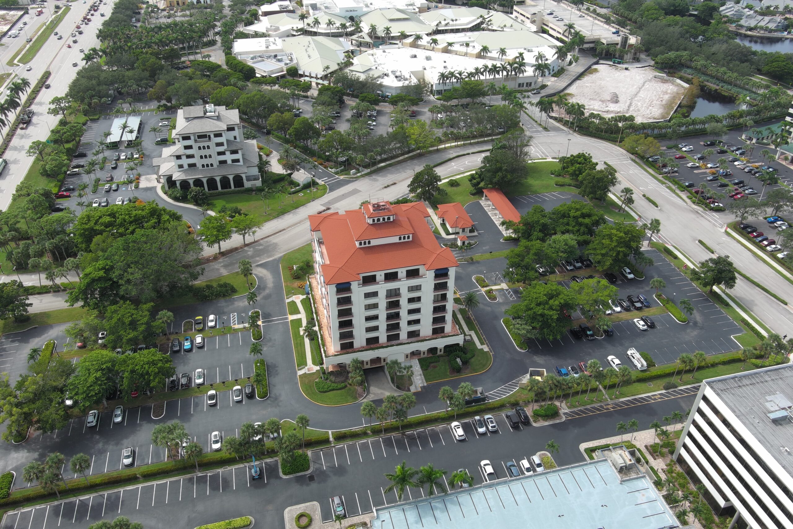 Sachse Steps Into Luxury At The Waterside Shops, Naples, FLA, 34108